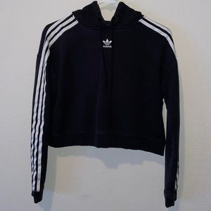 Adidas cropped hoodie in the size S